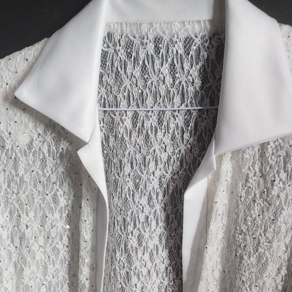 White Lace Top - Picture 1 of 4